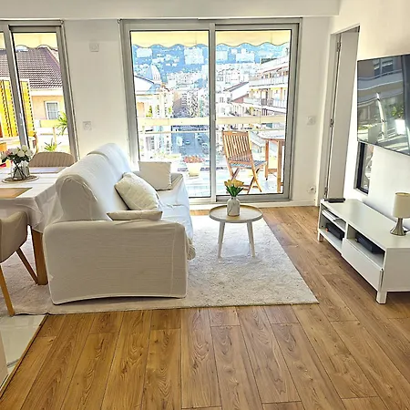 Superbe Luxueux Spacieux 50 M2 Port Appartamento