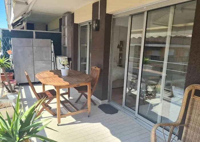 Superbe Luxueux Spacieux 50 M2 Port Nice
