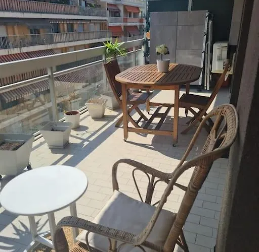 Superbe Luxueux Spacieux 50 M2 Port Appartement Nice