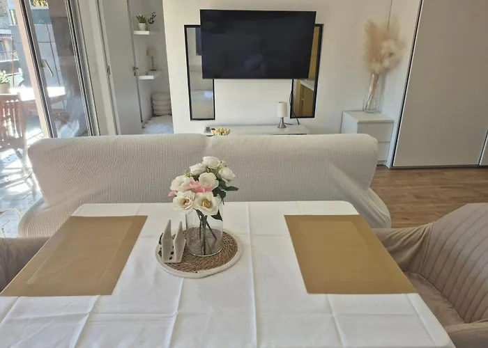 Superbe Luxueux Spacieux 50 M2 Port Appartement *