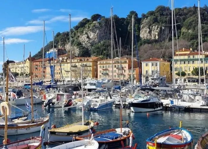 Superbe Luxueux Spacieux 50 M2 Port * Nice